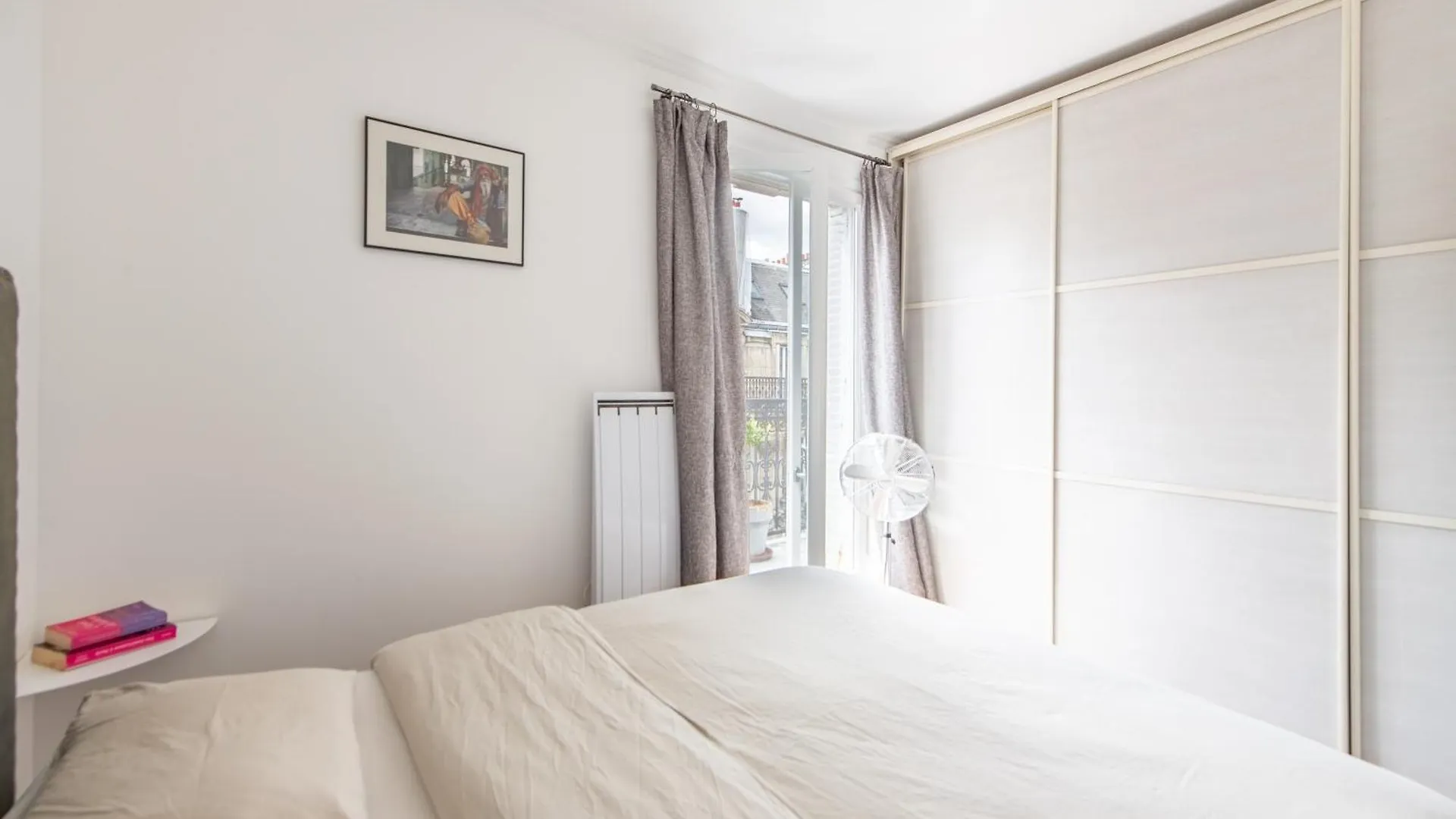 Geranimus Parisian Charm Apartment