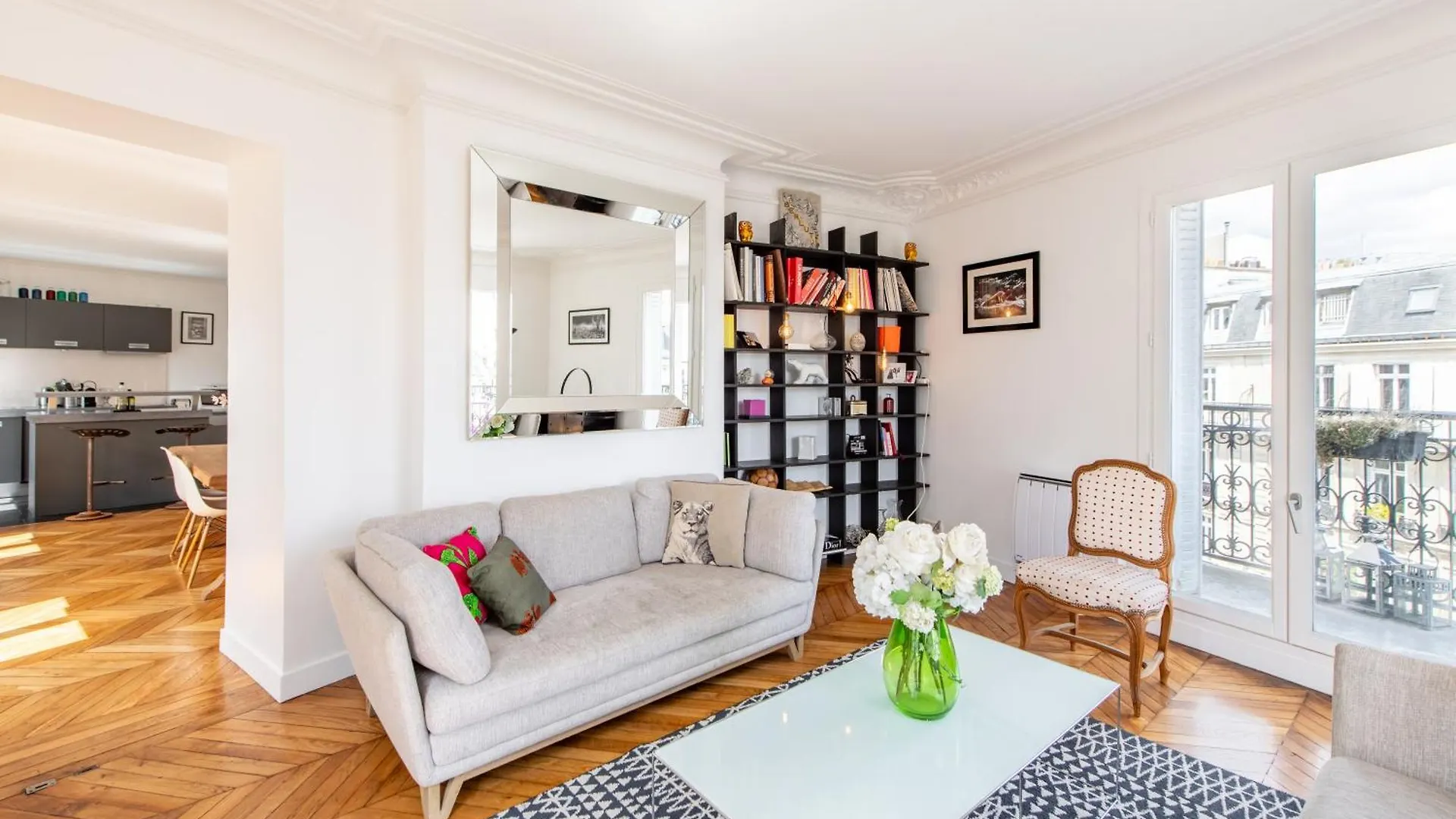 Apartament Geranimus Parisian Charm