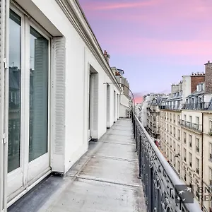 Sweett - Rue De Ponthieu Paris